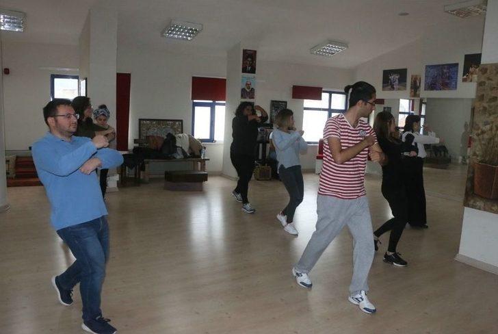 Odunpazarı Belediyesi Tiyatro Seçmelerinde Ter Döktüler G3