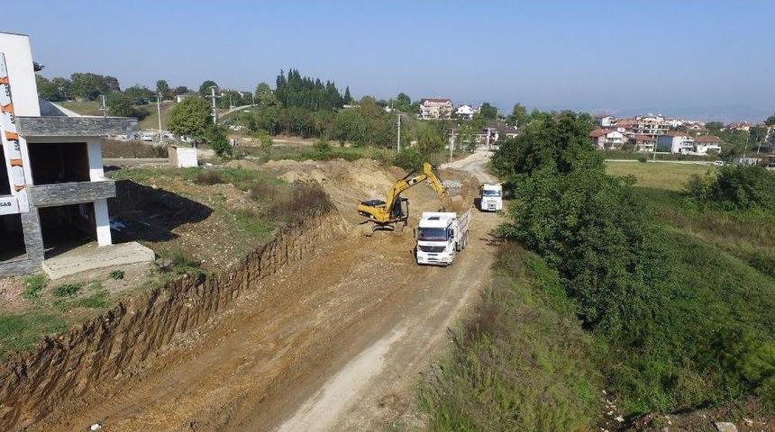 Başiskele&rsquo;de Yol A&ccedil;ma &Ccedil;alışmaları S&uuml;r&uuml;yor