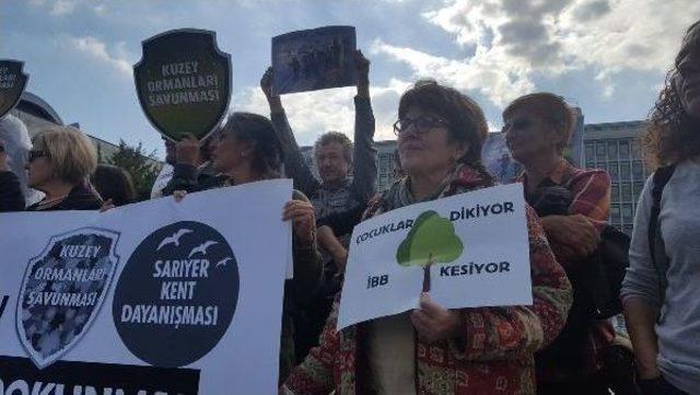 İbb Önünde Ağaç Kesme Protestosu