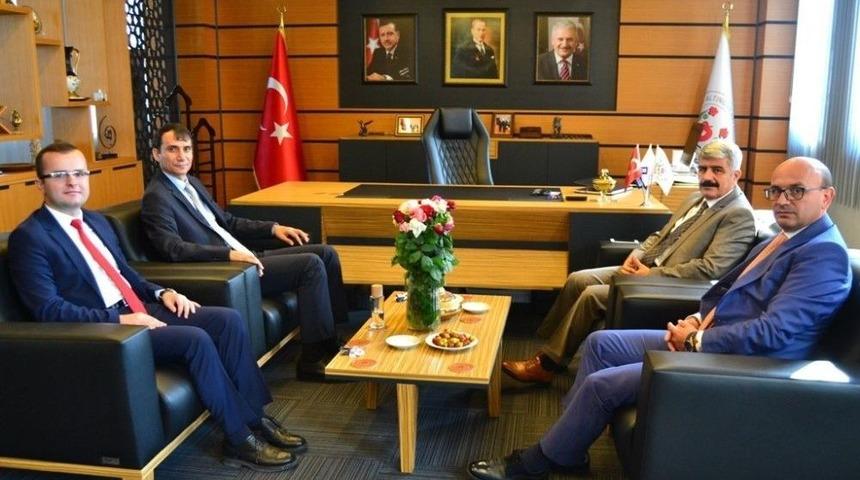 Prof. H&uuml;lag&uuml;&rsquo;den Oral&rsquo;a Ziyaret