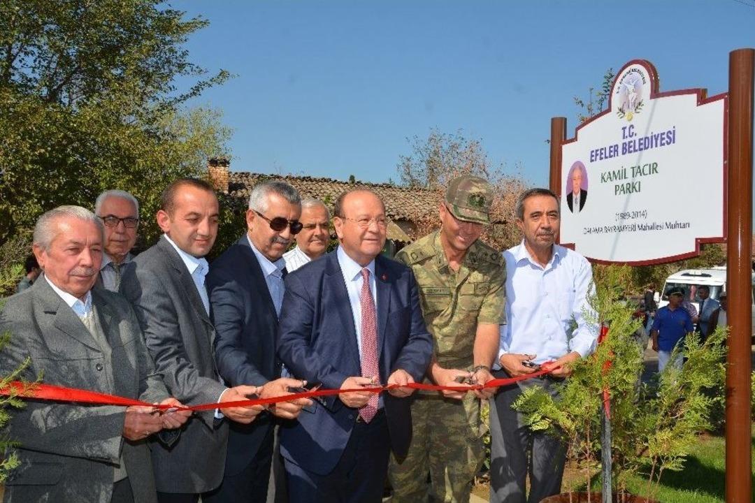 Eski Muhtar Tacır&rsquo;ın İsmi Yaşarken Bir Parka Verildi