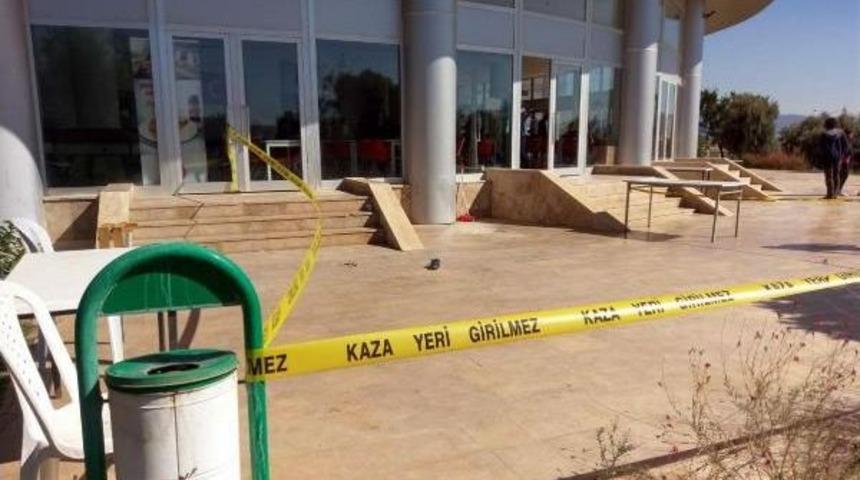 Tıp &Ouml;ğrencisi Bilge, Fak&uuml;lte &Ccedil;atısından &Ouml;l&uuml;me Atladı