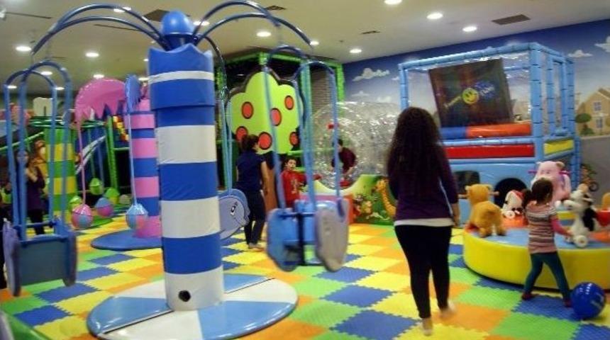 Varlıbaş Alışveriş Merkezi&rsquo;nde Funny Day Oyun Merkezi Hizmete A&ccedil;ıldı
