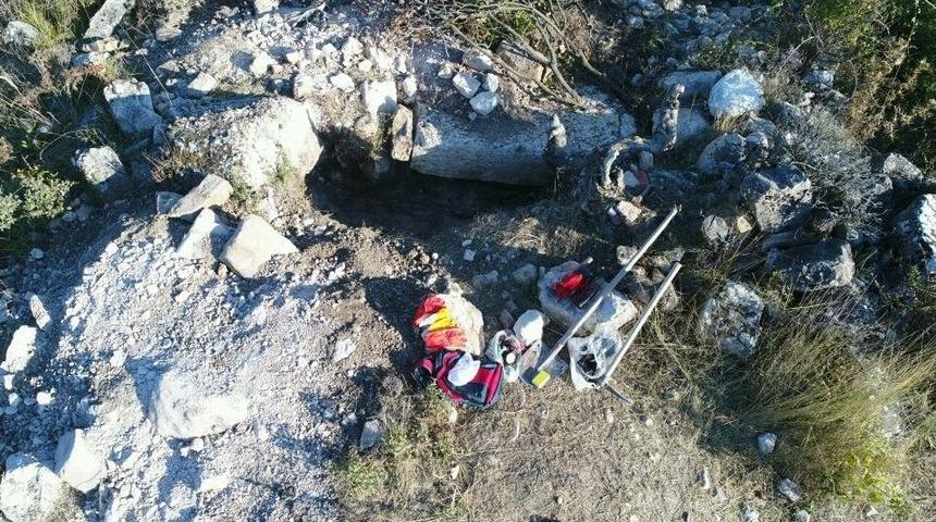 Sit Alanında Ka&ccedil;ak Kazıya Su&ccedil;&uuml;st&uuml;