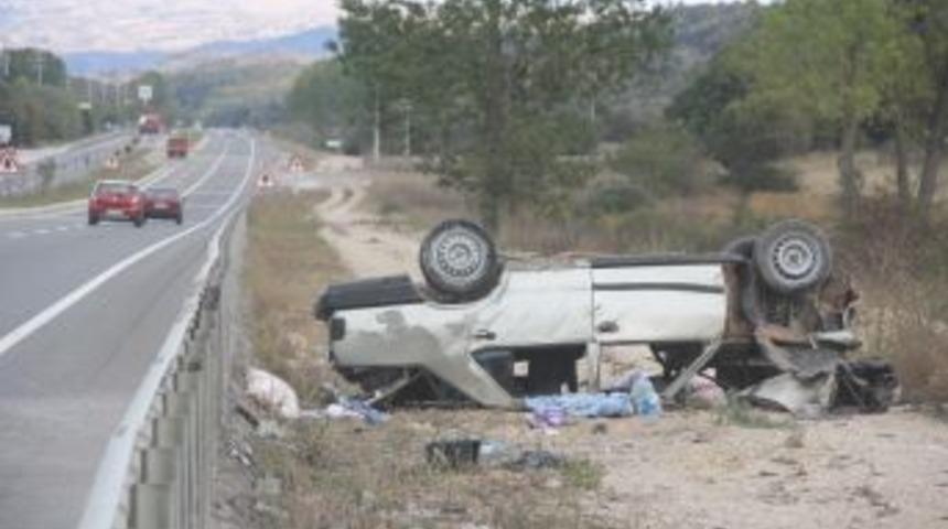 Bolu&rsquo;da Trafik Kazası: 3 Yaralı