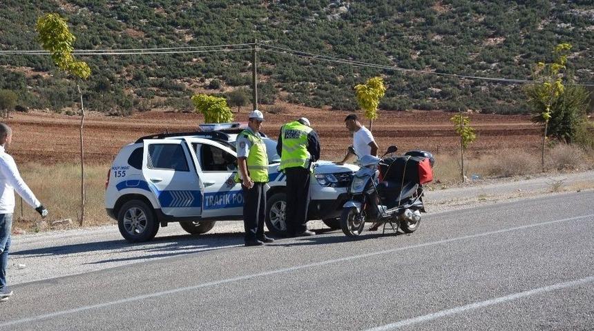 Polis&rsquo;ten Yol Kontrol&uuml;