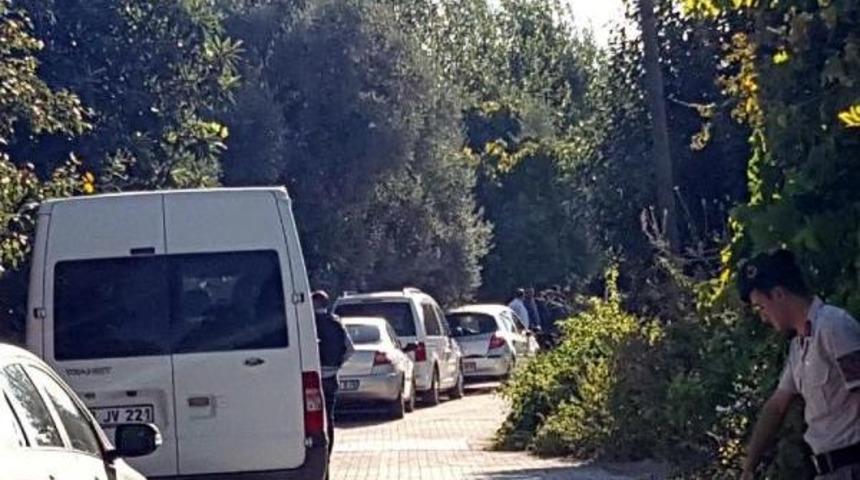 O Ter&ouml;ristlerden Biri El Bombası Ile Intihar Etti (2) - Yeniden