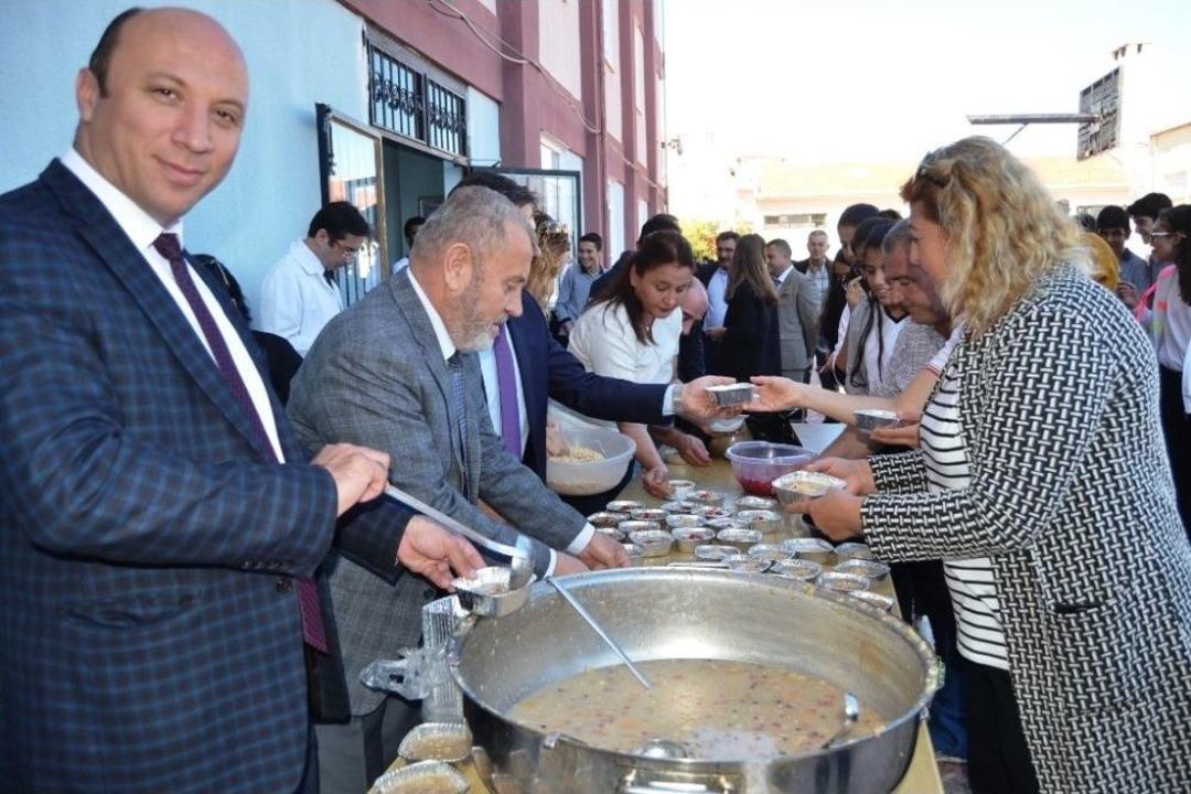 Ayal&rsquo;dan Aşure Hayrı