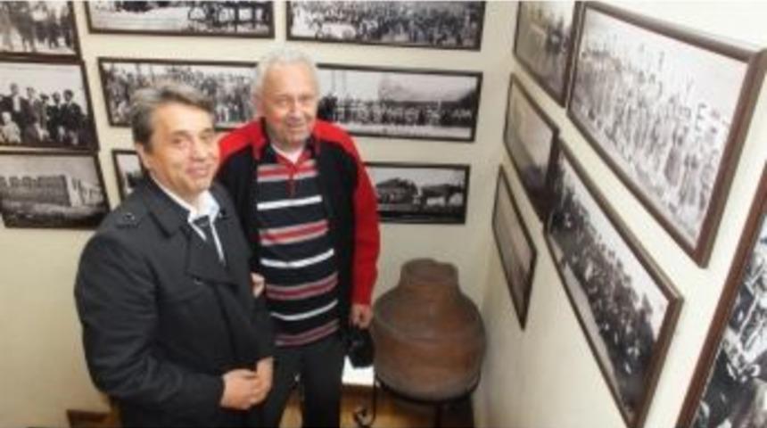 Burhaniye&rsquo;nin Eski Fotografları İlgi Odağı Oldu