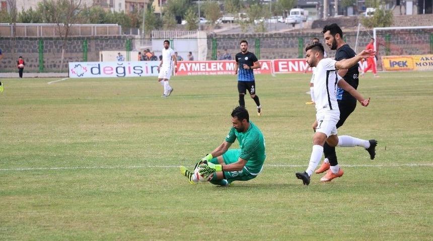 Tff 3. Lig: Karak&ouml;pr&uuml; Belediyespor: 4 - Elaziz Belediyespor: 1