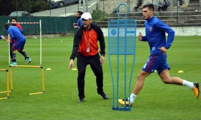 Kardemir Karabükspor'da Popovic Ilk Idmanına Çıktı