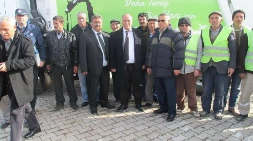 Han İl&ccedil;esi &Ccedil;&ouml;p Toplama Aracına Kavuştu