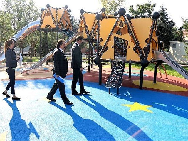 Muhsin Yazıcıoğlu Parkı Yenilendi