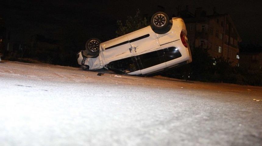 U&ccedil;arak Takla Atan Ara&ccedil;tan Yaralı Kurtuldular