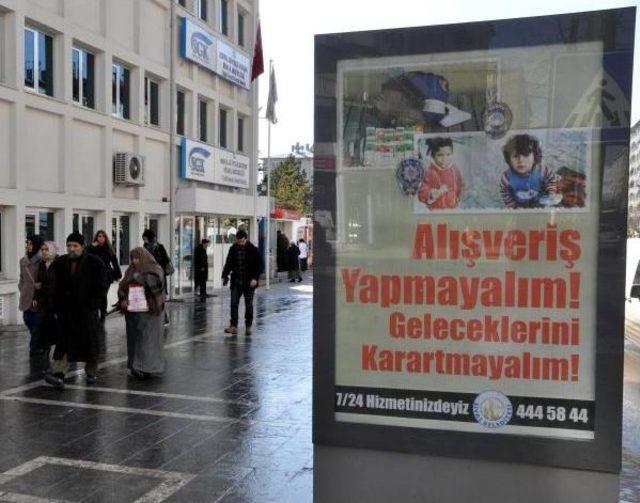 Sivas Belediyesi: Mendil Satan Çocuklardan Alışveriş Yapmayın