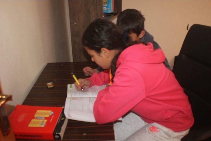 Ağrı’da Engelli Çiftin Yaşam Mücadelesi G4