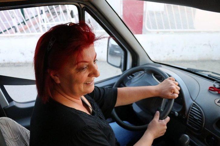 Unuttuğu Çantayı Getirmeyen Şoföre Kızıp Servis Şoförü Oldu G1