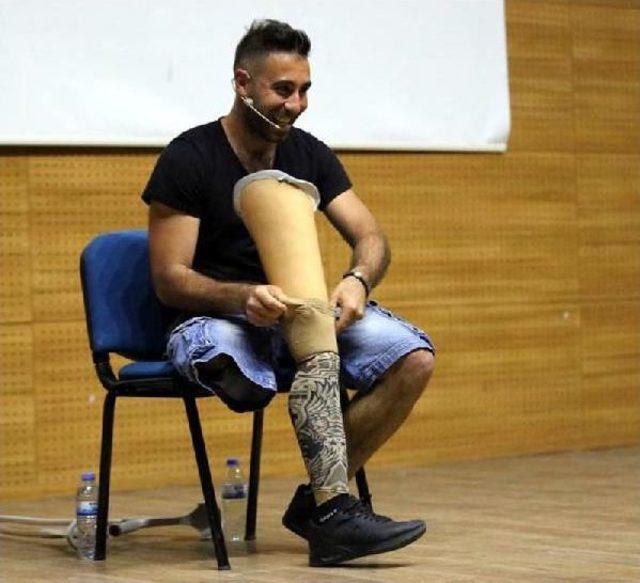 Ampute Milli Takımı nın Oyuncusu Feyyaz G&ouml;z&uuml;a&ccedil;ık, Kayseri nin Gururu Oldu 1