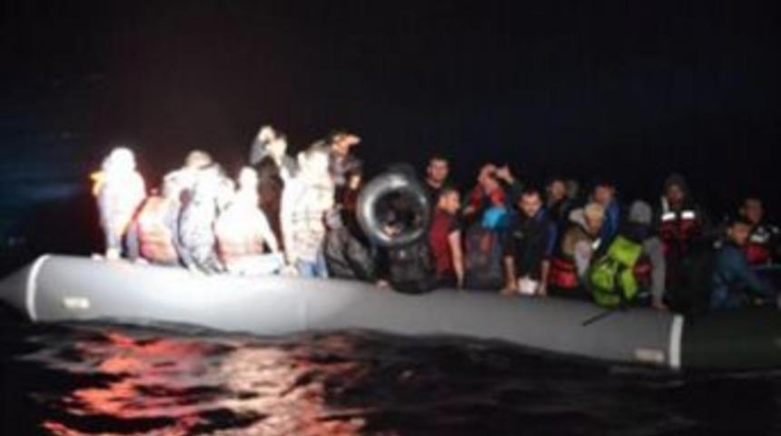 Yurt Dışına Ka&ccedil;maya &Ccedil;alışan 61 G&ouml;&ccedil;men Yakalandı