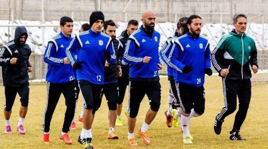 Yeni Malatyaspor Tokat Ma&ccedil;ı Hazırlıklarına Başladı