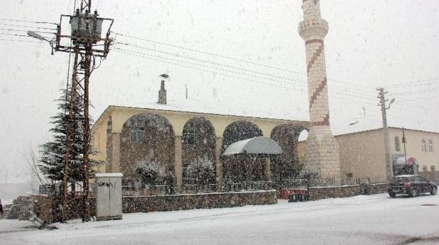 Bing&ouml;l&rsquo;de İmamın Bilgisayarını &Ccedil;aldılar