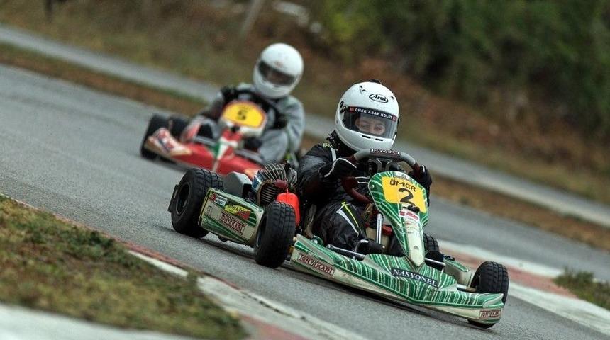 Yağmurda Karting Nefes Kesti