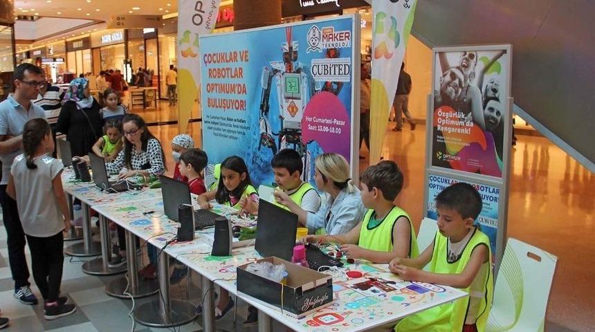 &Ccedil;ocuklar Sebze Ve Meyve İle Piyano &Ccedil;aldılar