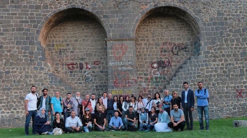 Fotoğraf&ccedil;ılar Diyarbakır&rsquo;da Buluştu