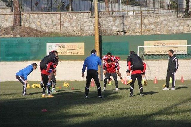 Karabükspor’da Fenerbahçe Mesaisi Başladı