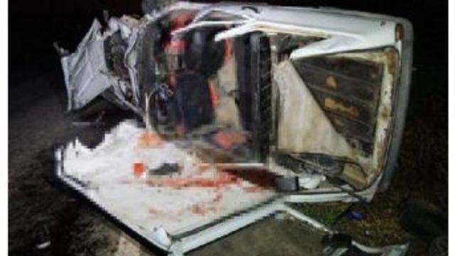 Düğün Dönüşü Kaza: Sürücü Öldü, Eşi Ve 2 Çocuğu Yaralı