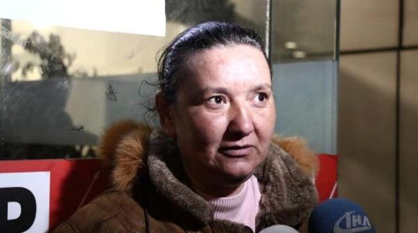 İş&ccedil;iler Chp İstanbul İl Binası'nı Işgal Etti