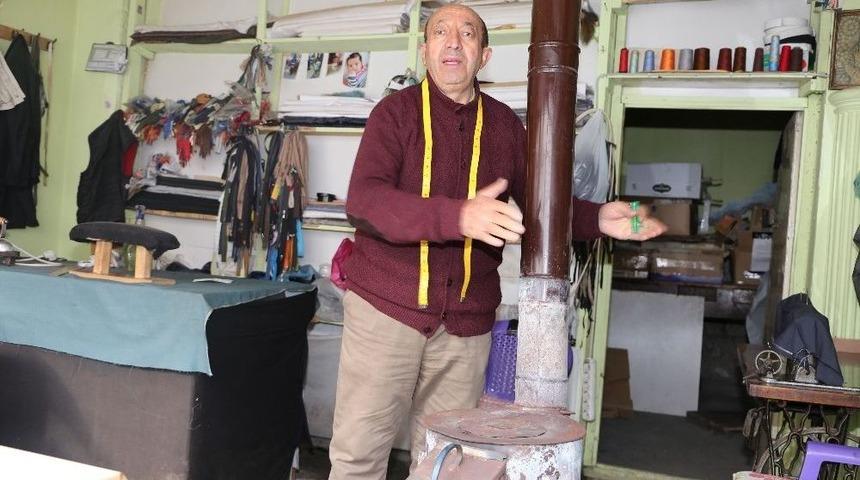 Havalar Soğuyunca Esnaf Soba Kurdu