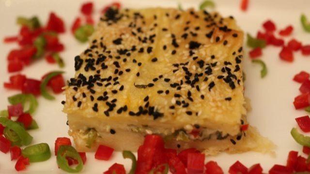 Peynirli börek nasıl servis edilir?