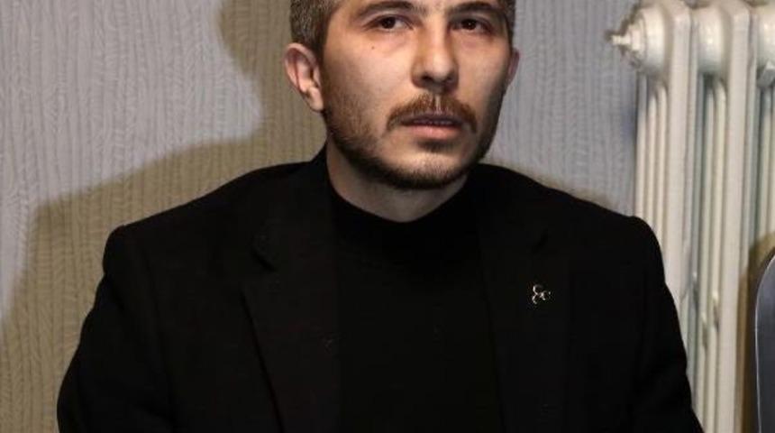 Mhp Binasına 4 Bakanın Fotoğraflarının Bulunduğu Pankart Astılar