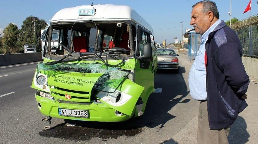 Yalova&rsquo;da Zincirleme Kaza: 4 Yaralı