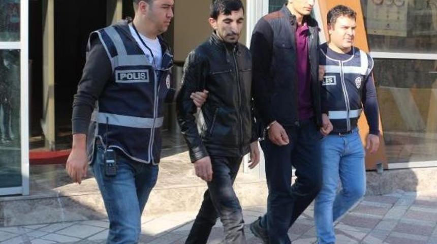 &Ccedil;aldığı Motosikletle Gezerken Yakalandı