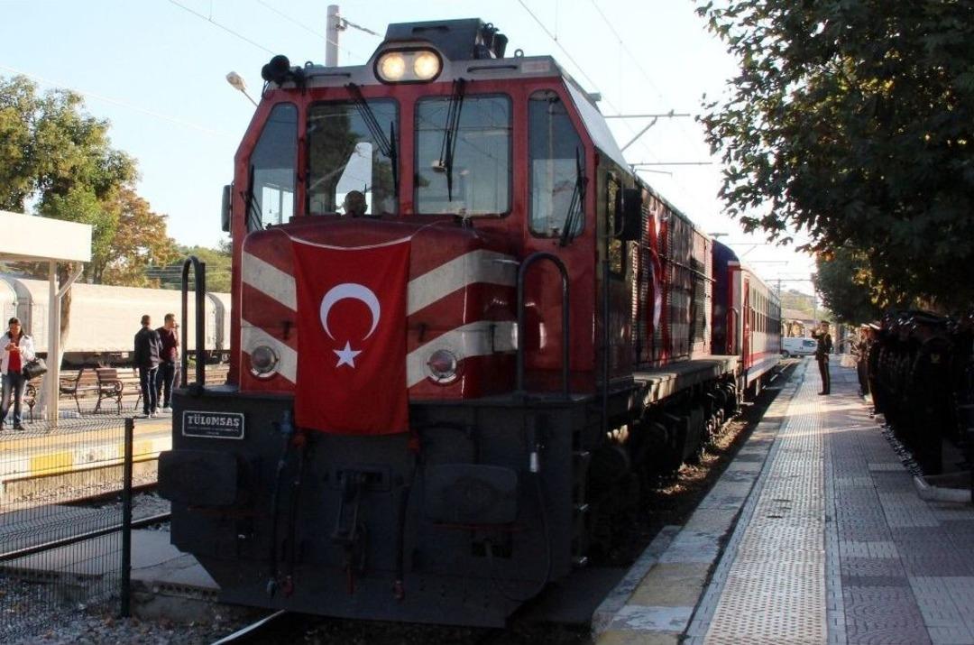 Atat&uuml;rk&rsquo;&uuml;n Manisa&rsquo;ya Gelişinin 92. Yılı Kutlandı