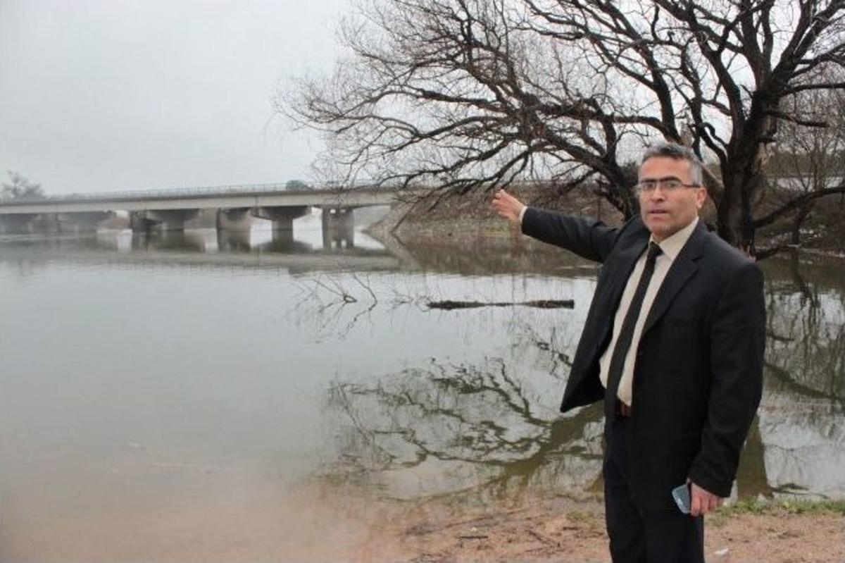 Bursa&rsquo;da 3 G&uuml;nl&uuml;k Yağış Uluabat K&ouml;y&uuml;n&uuml; Vurdu