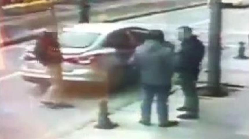 Kendilerine Polis S&uuml;s&uuml; Veren Gasp&ccedil;ılar Yakalandı