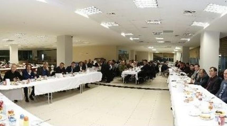 Başkan Altunay Okul Y&ouml;neticileriyle Bir Araya Geldi