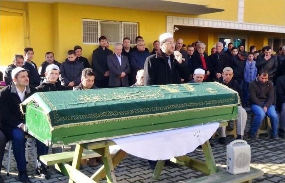 Trafik Kazasında &Ouml;len &Ouml;ğretmen Son Yolculuğuna Uğurlandı