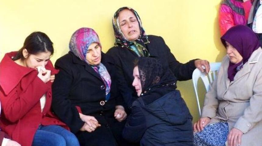 &Ouml;ğretmen &Ccedil;iftin Cenazeleri Memleketlerine G&ouml;nderildi