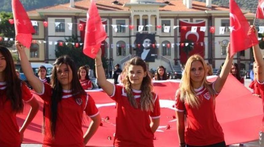 Atatürk'ün Manisa'ya Gelişinin Yıl Dönümü Kutlandı