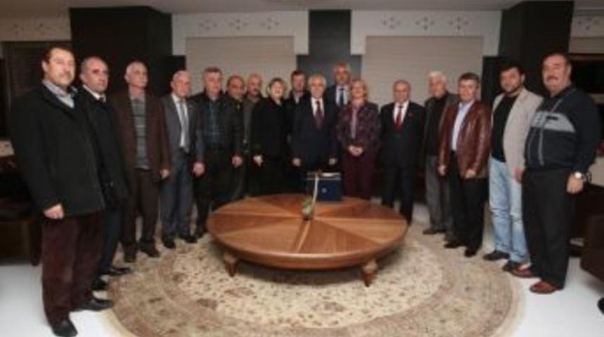 Bozbey Nil&uuml;ferli Muhtarlarla Buluştu