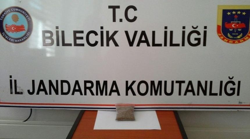 Otob&uuml;ste Yolculuk Yapan Şahsın &Uuml;zerinden 32 Gram Bonzai &Ccedil;ıktı