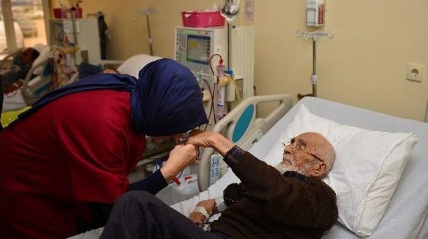 Diyaliz Hastalarına Moral Ziyareti