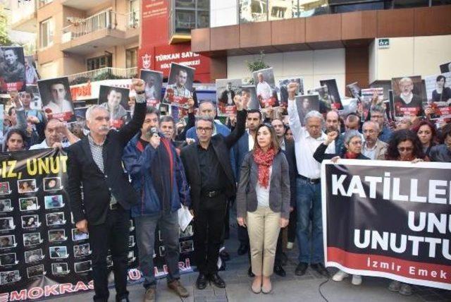 Ankara Gar Saldırısında Ölenler İzmir'de Anıldı