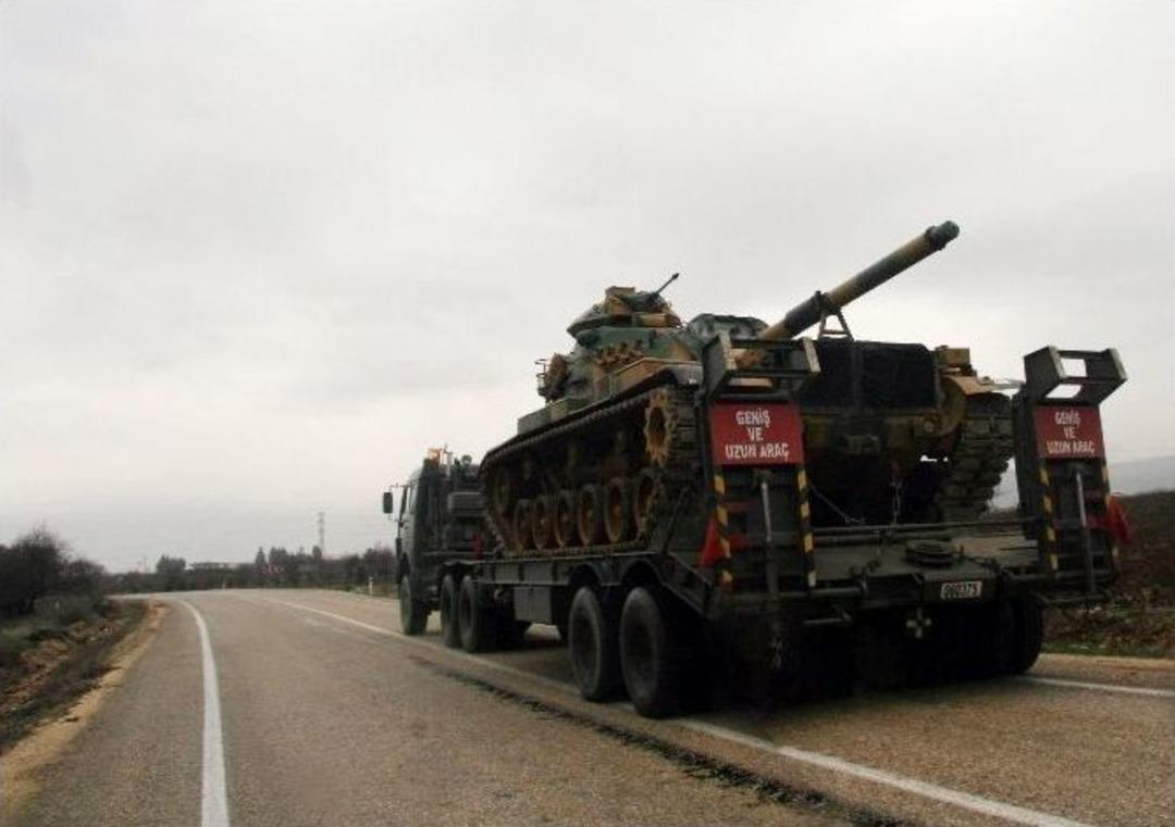 Kilis&rsquo;te Tanklar Suriye Sınırına Sıfır Noktalara G&ouml;nderildi