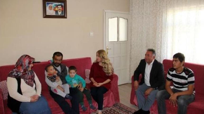 Van Büyükşehir Belediyesi, Kanser Hastası Bulgun'a Sahip Çıktı