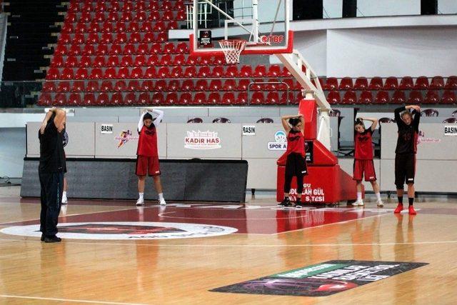 Agü Spor, Euro Cup’taki İlk Sınavına Hazırlanıyor